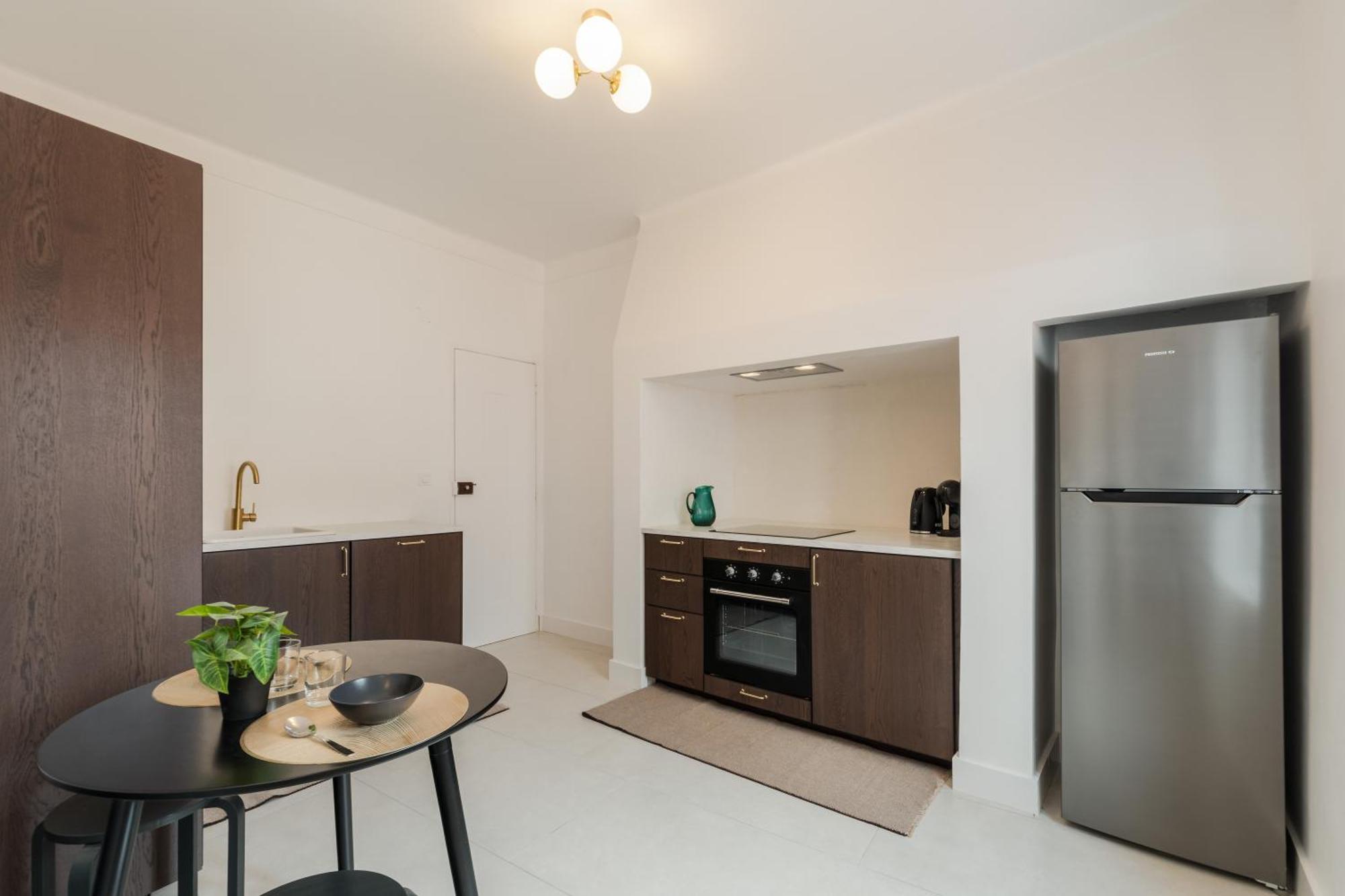 Terrace Apartment *